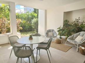 Crystal Luxury Holidays, El Palm Mar in Tenerife South